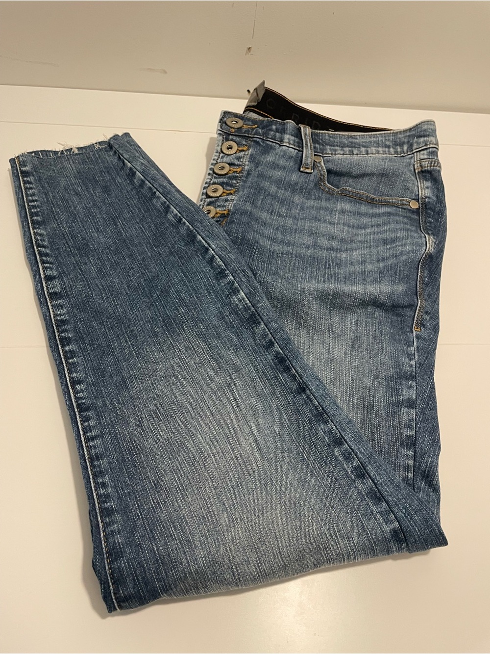 Torrid Brand Women's size 16R Sky High Skinny Jeans Premium Stretch Button Fly